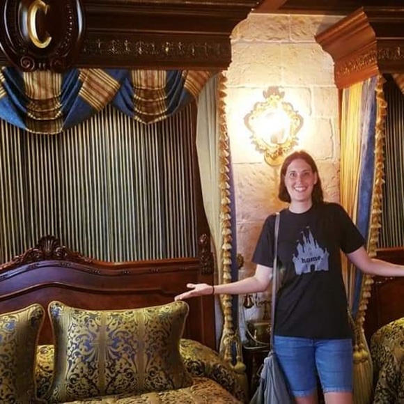 MEET THE POSHER - Picture 7 of 8